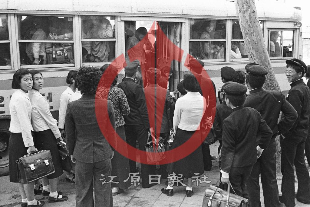 시내버스 혼잡 이미지