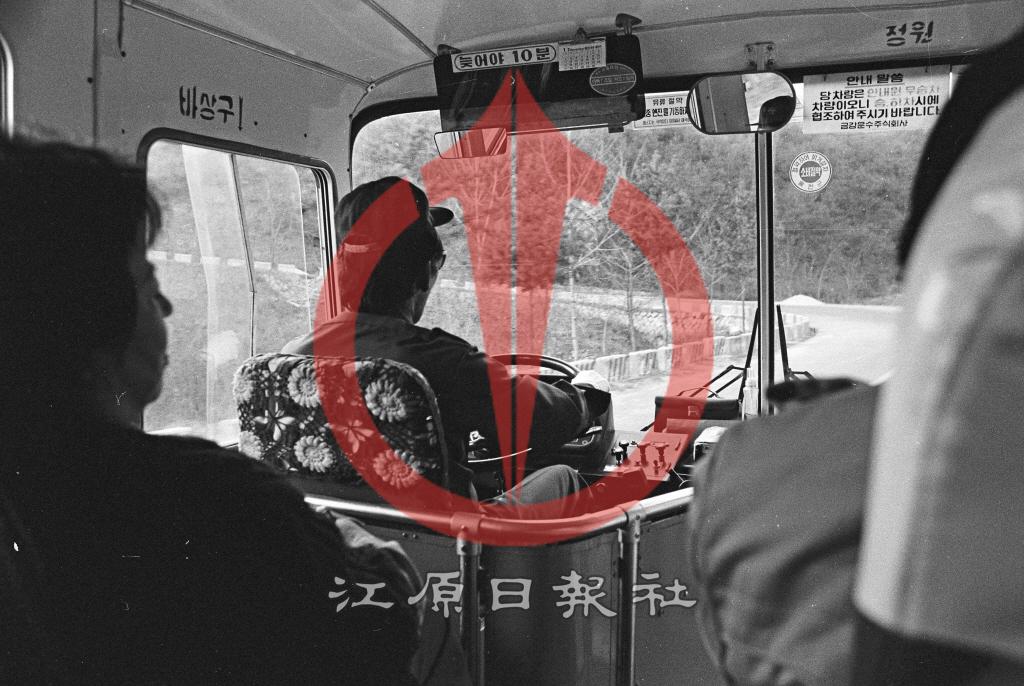 시내버스 운전기사 이미지