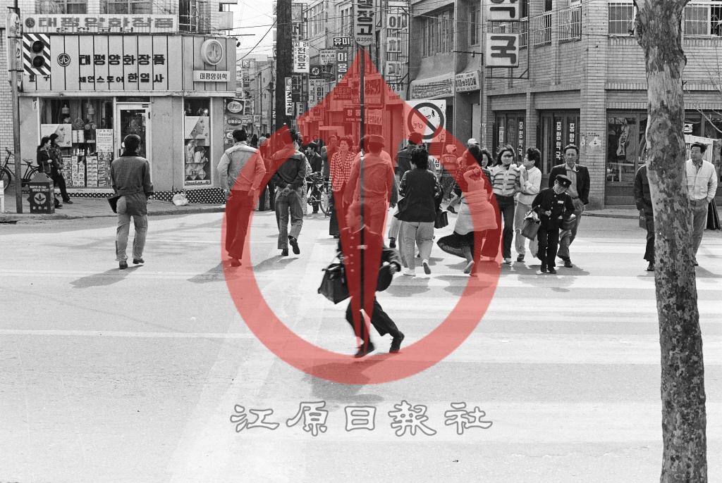 춘천 명동입구 이미지