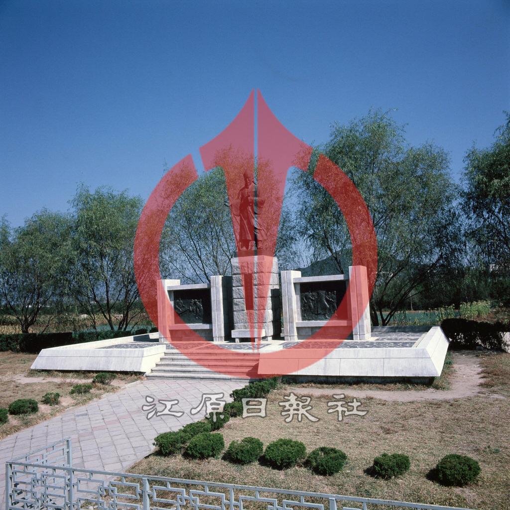 의암 류인석장군 동상 이미지