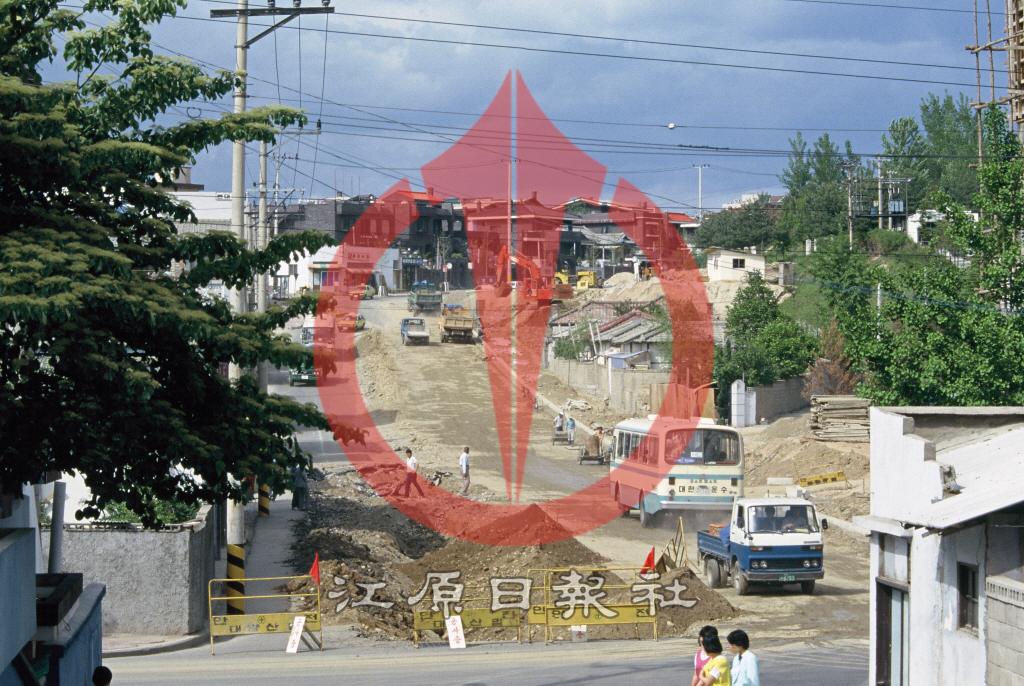 간선도로 포장공사 이미지