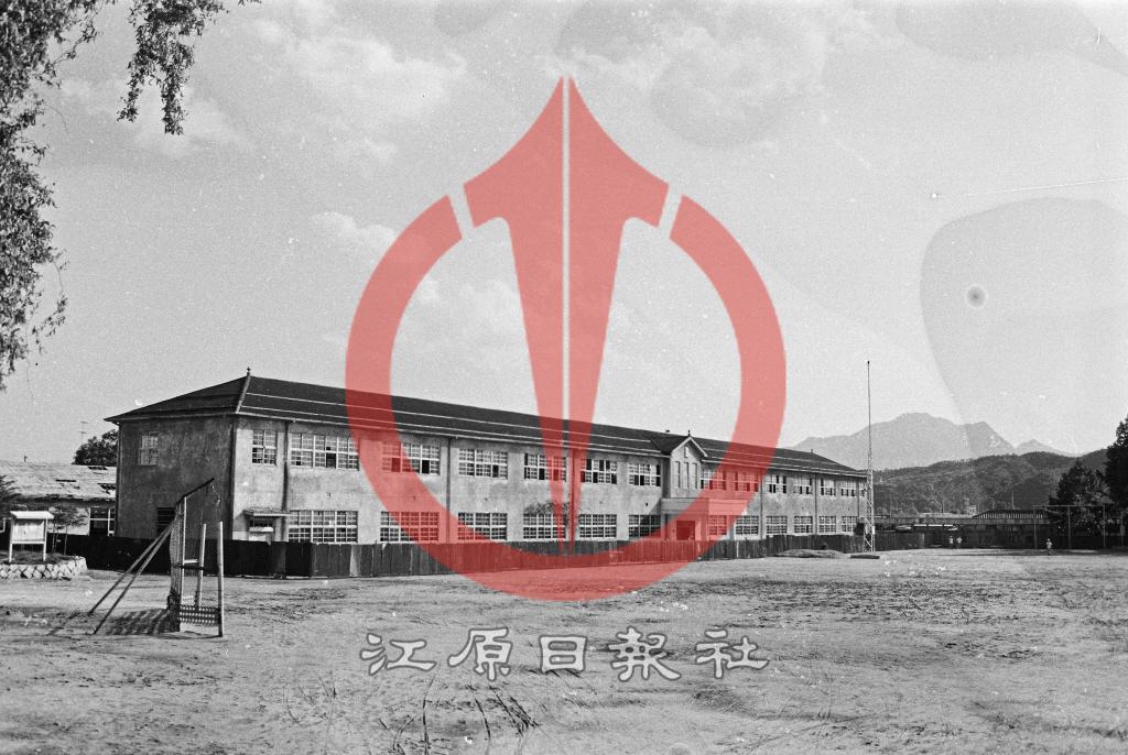 춘천중학교 구 교사 이미지