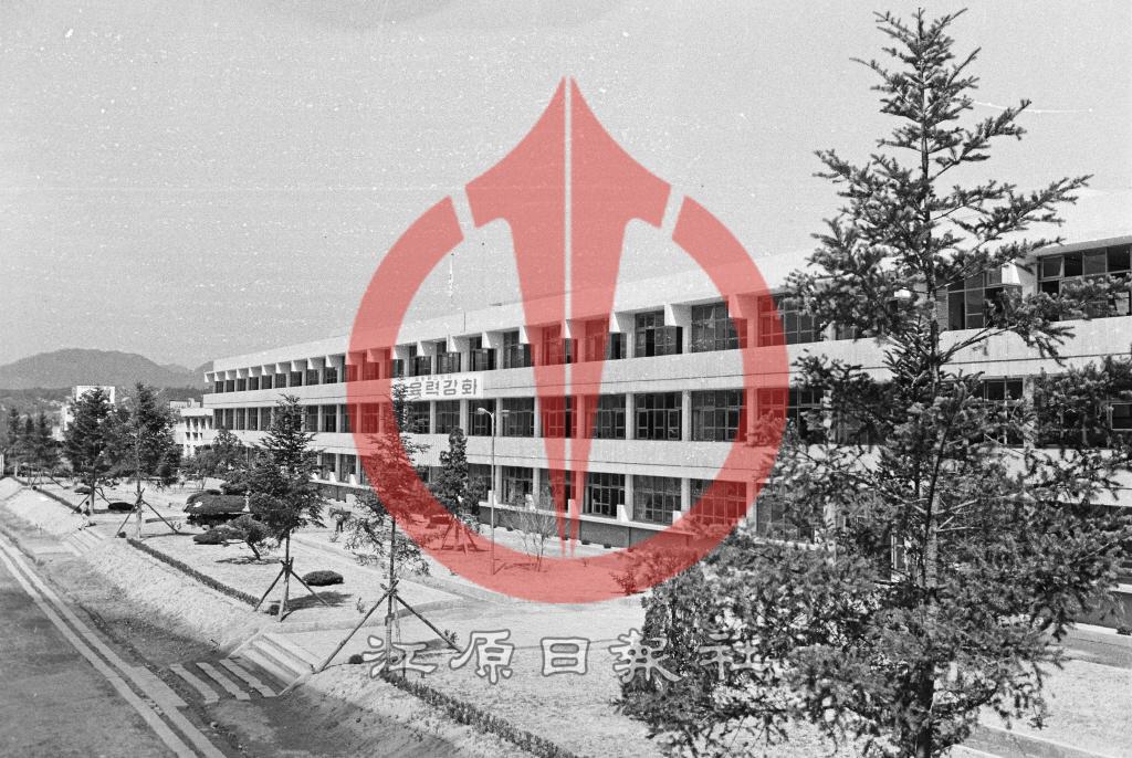 춘천중학교 신축교사 이미지