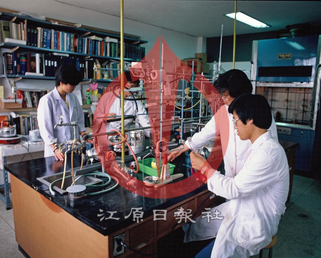 강원대학교 자연과학대 실험실 이미지