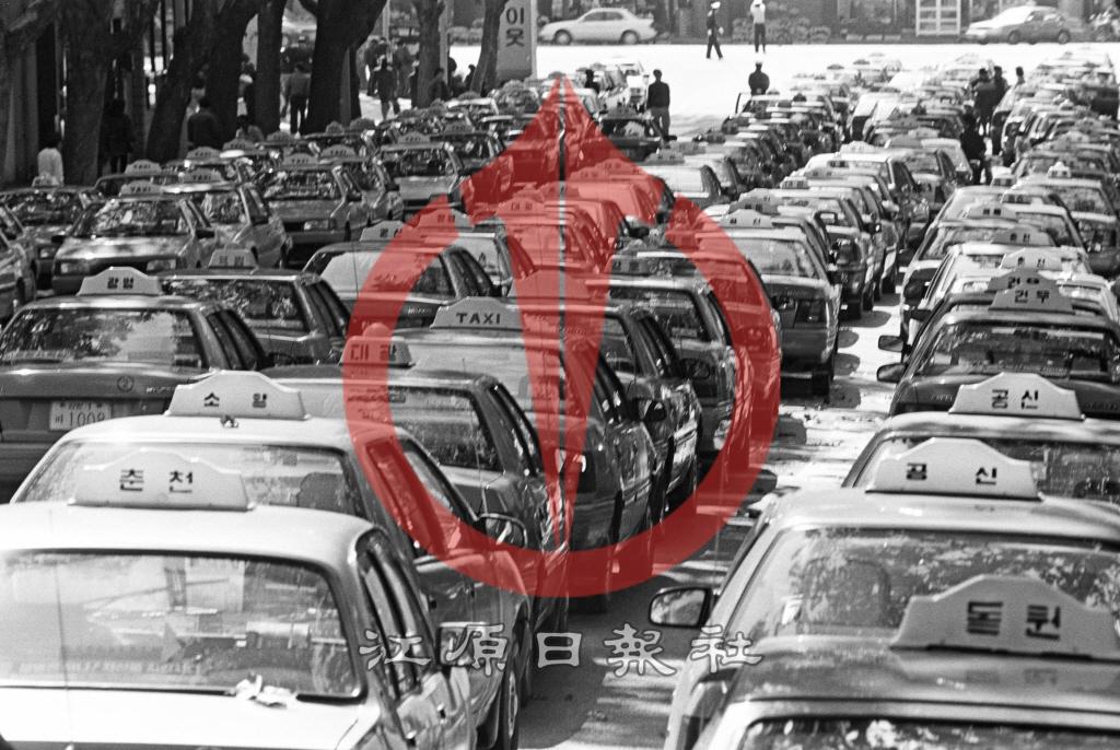 개인택시기사 법인택시증차 반대시위 이미지