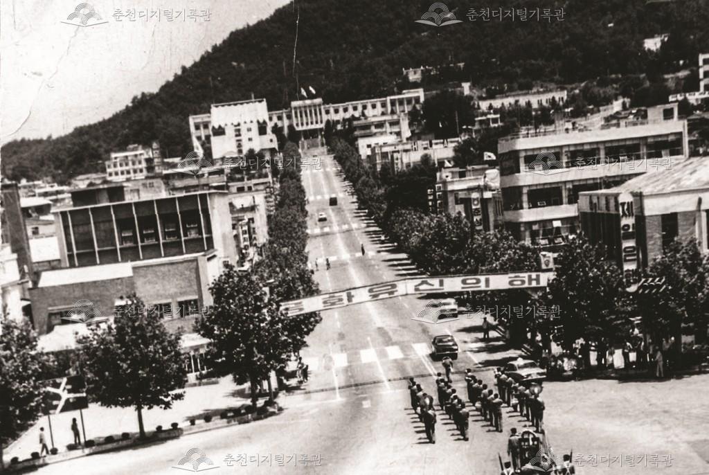 소풍 겸 야외 행군 이미지