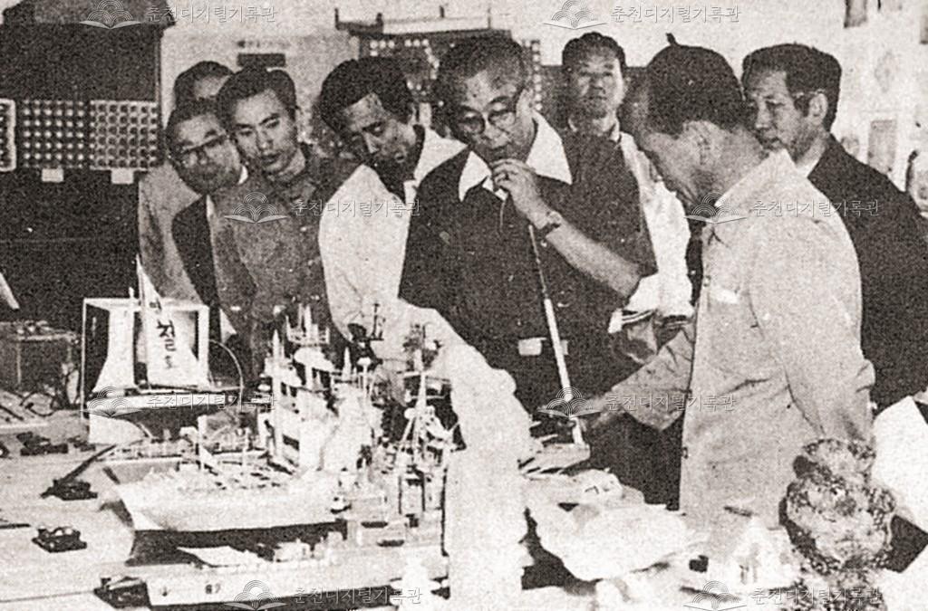 개교기념 작품전시회 이미지