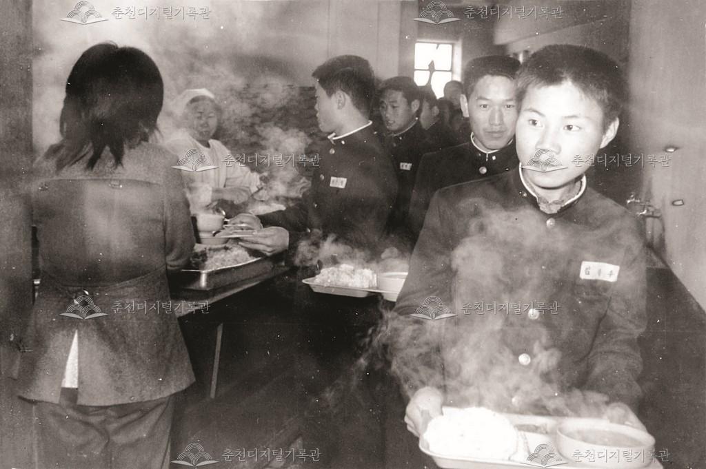 식당급식 이미지