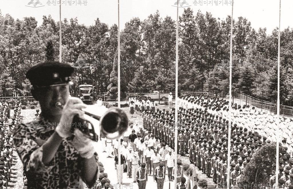 소풍 겸 야외행군 이미지