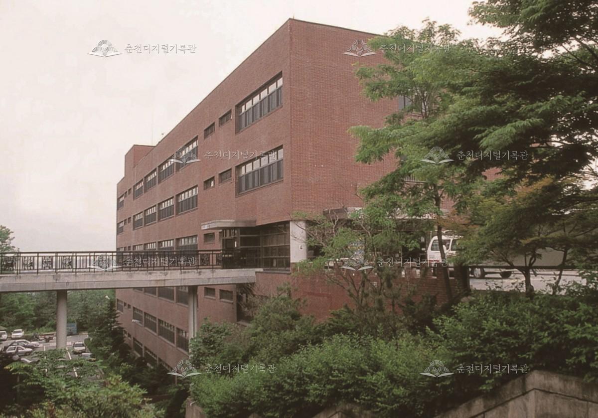 한림대학교 율곡관 이미지