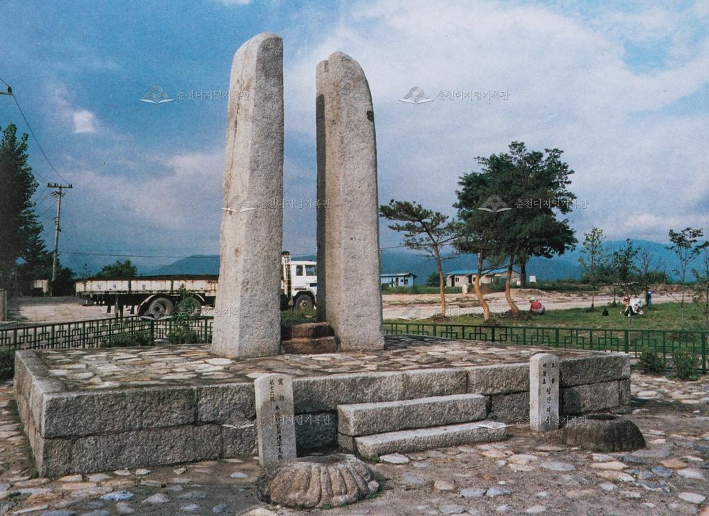 당간지주 이미지