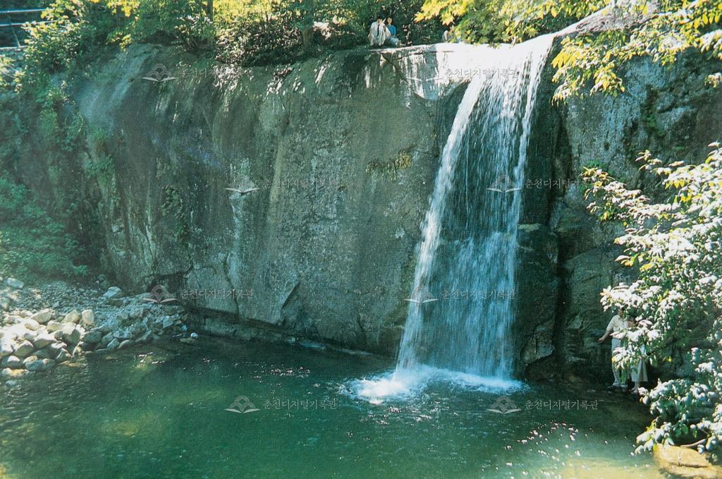 구송폭포 이미지
