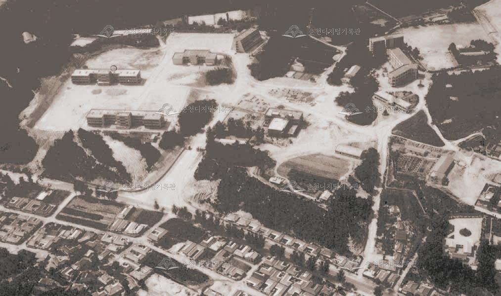 1970년대 중반 강원대학교 전경 이미지