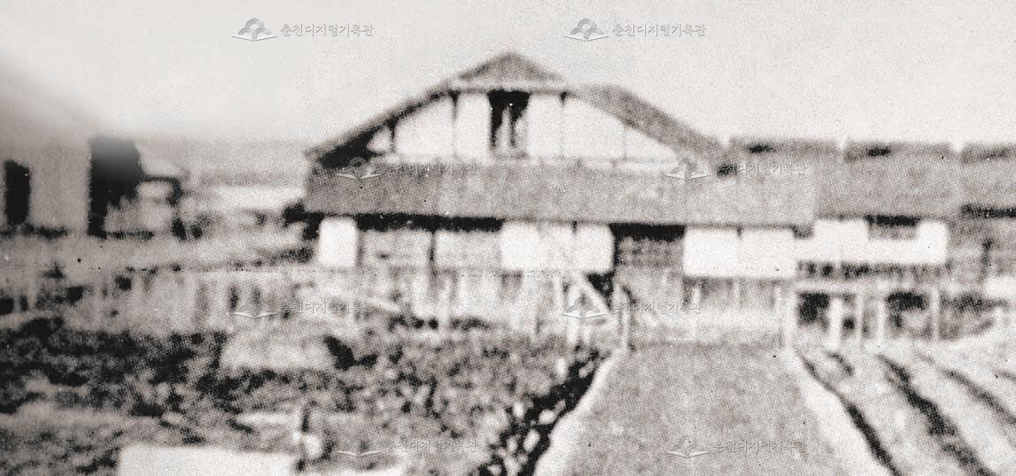 강원대학교 개교 당시 강의실과 도서관 이미지