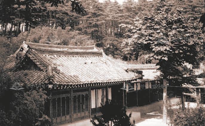 6.25전쟁 중 사용된 강원대학교 강릉분교 이미지