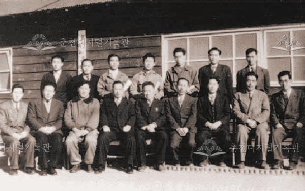 춘천농과대학 제4회 졸업기념 이미지