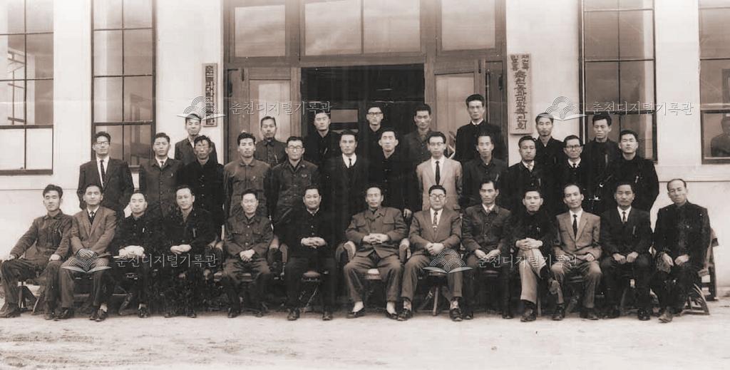 강원대학교 제14회 개교 및 본관 낙성 기념 이미지