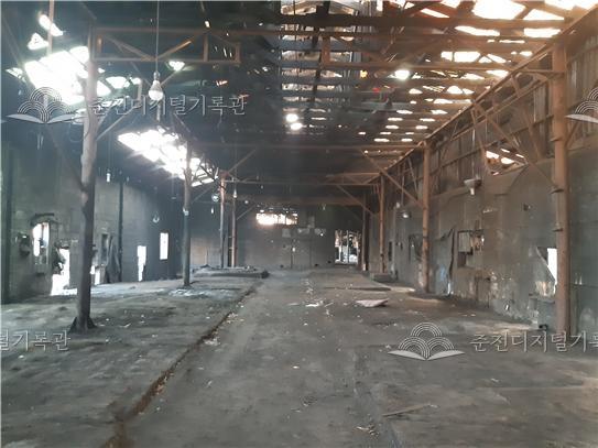 비워진 육림연탄공장의 내부 이미지