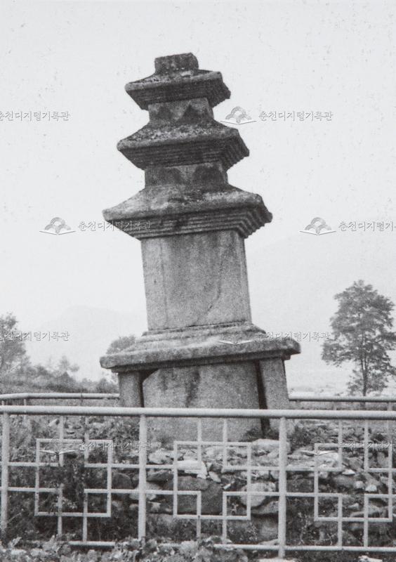 서상리 삼층석탑 이미지
