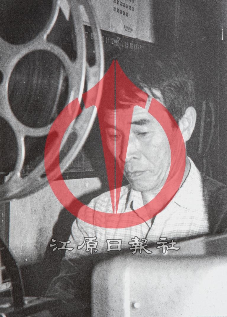 영화관 영사기 이미지