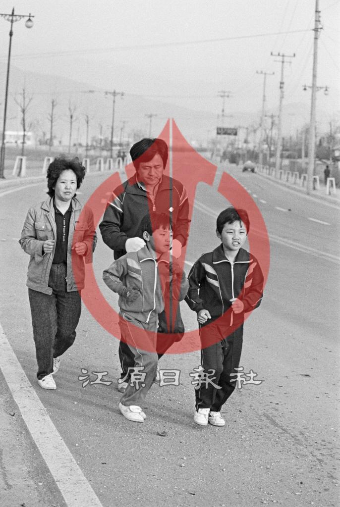 새벽 조깅 이미지