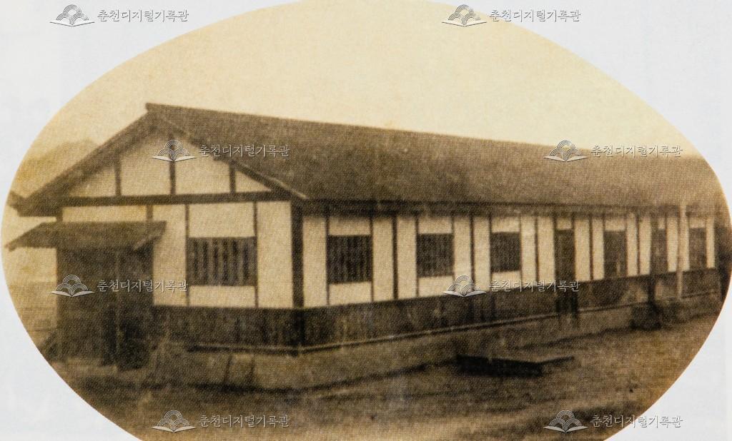 춘천공립농업학교 생도 당번실 이미지