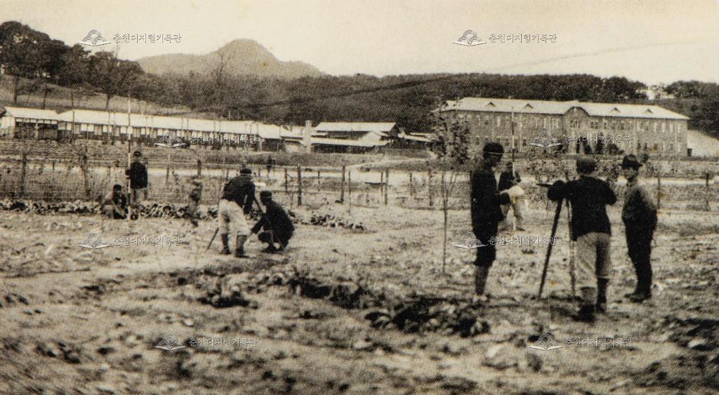 춘천공립농업학교 평판 측량 실습 이미지
