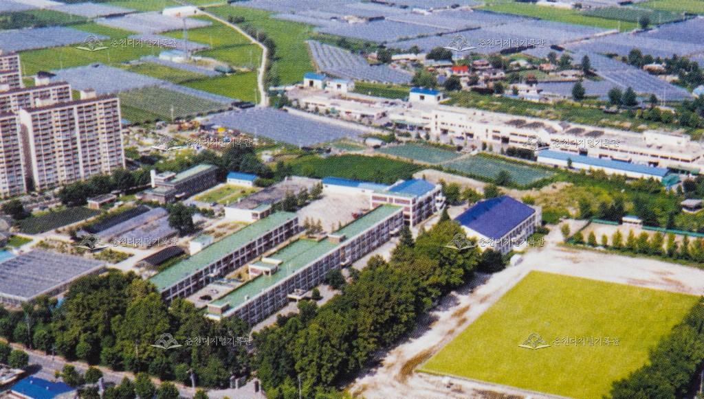 하늘에서 본 춘천농공고등학교 전경 이미지