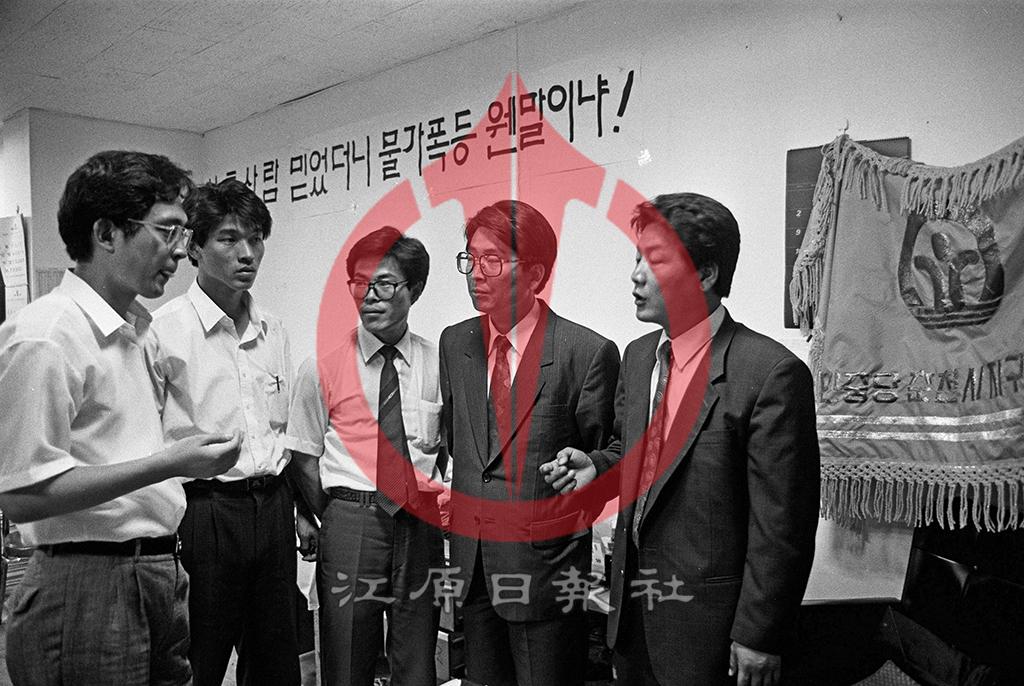 후보 거리인사 이미지