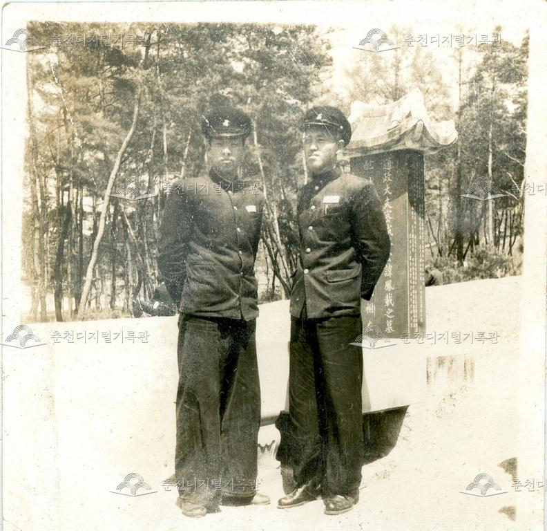 춘천고등학교 1950년대 학생 활동-박봉재 묘역 주변 (1) 이미지