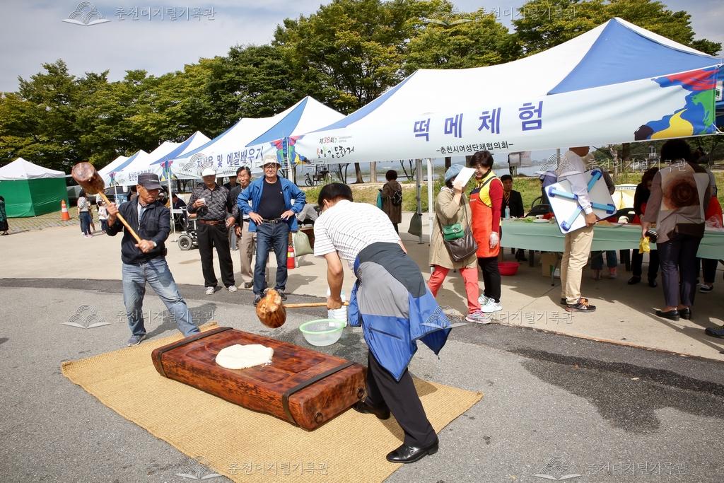 제38회 소양강문화제 떡메체험 이미지