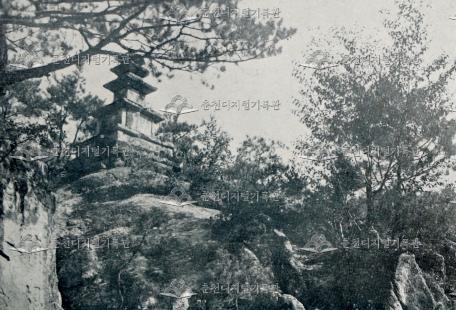 청평사 오중(五重)의 탑(삼층석탑) 이미지