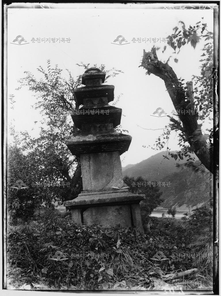 춘천 서상리 삼층석탑 동면원판번호 190012 이미지