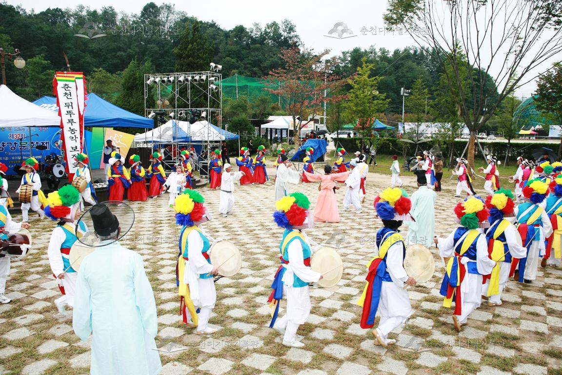 제32회 소양강문화제 뒤뚜루농악보전회 이미지
