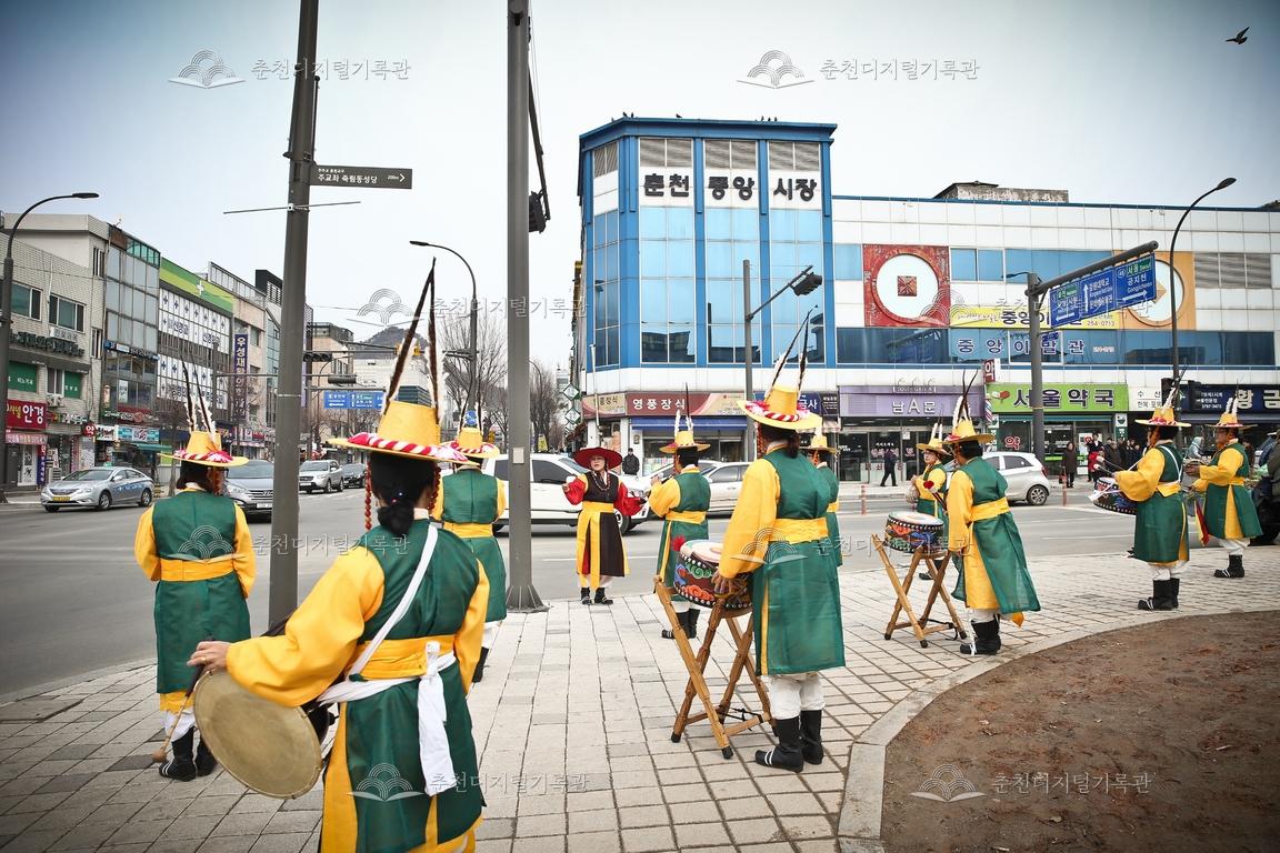 2016 정월대보름 달맞이축제 춘천중앙시장 행진 이미지