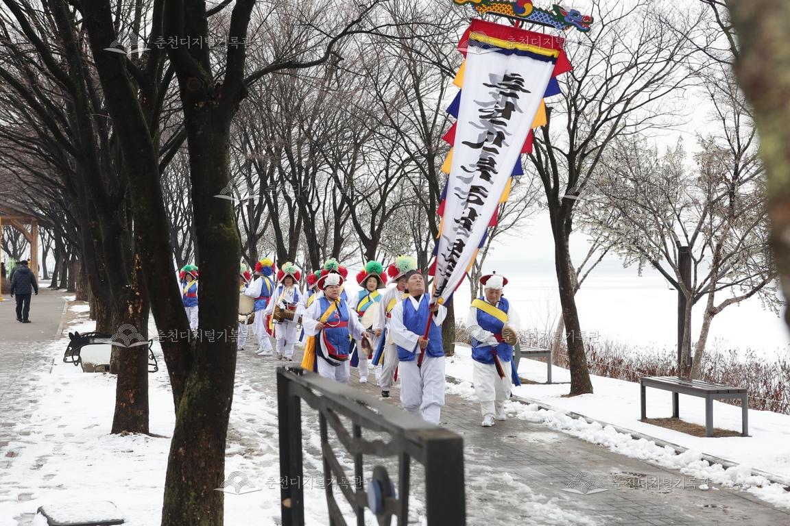 2019 정월대보름 달맞이축제 행렬_춘천신북농악보존회 이미지