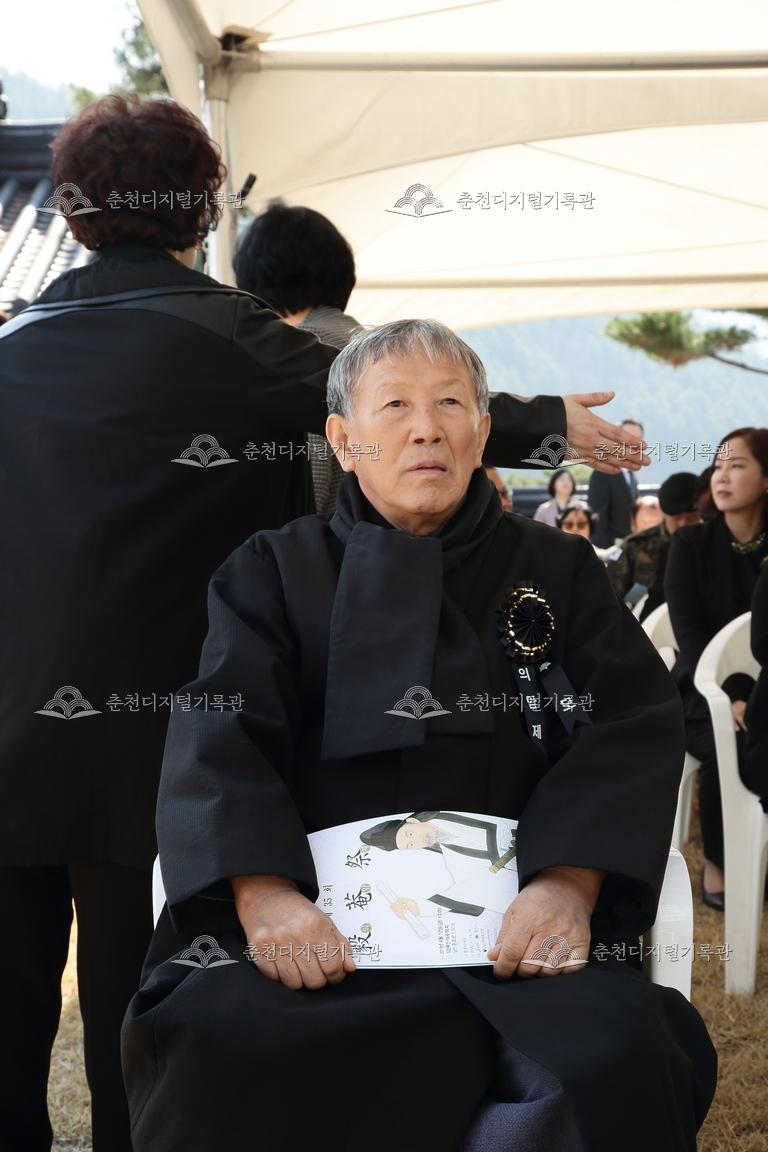 제35회 의암제 의열사 내부 내빈 모습 이미지