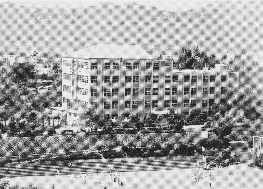 강원고등학교 5층 교사 완공 이미지
