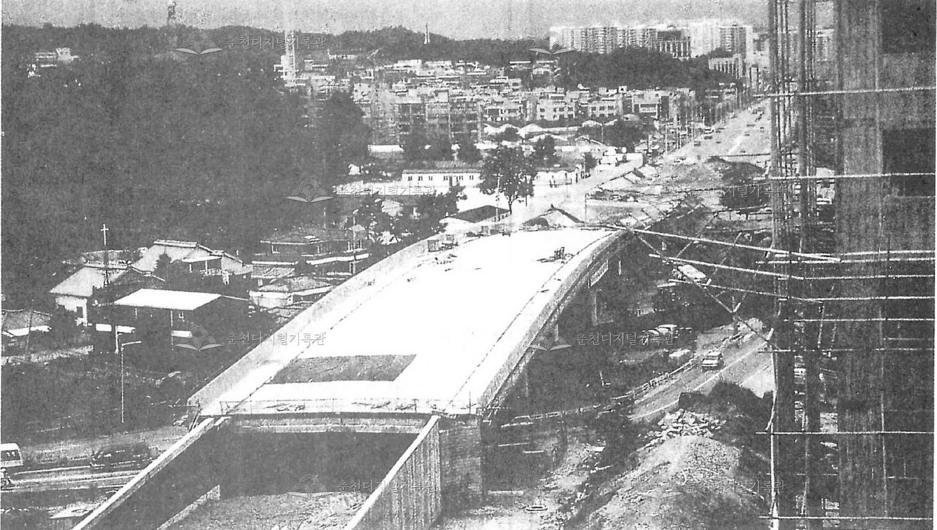 남춘천 과선교(철도입체교차시설) 공사한창 이미지