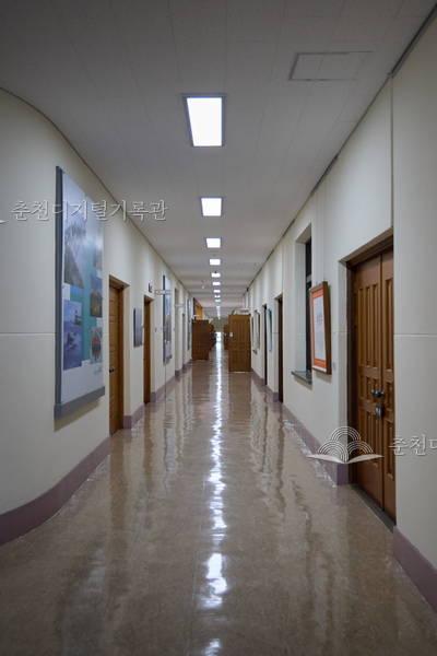 강원특별자치도청 내부 모습 이미지