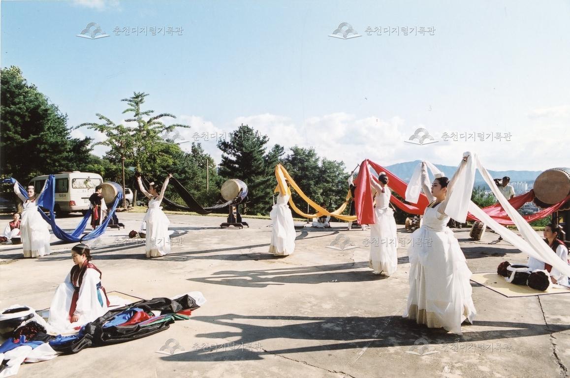 봉의산 항몽진혼제(항몽아라리)  
