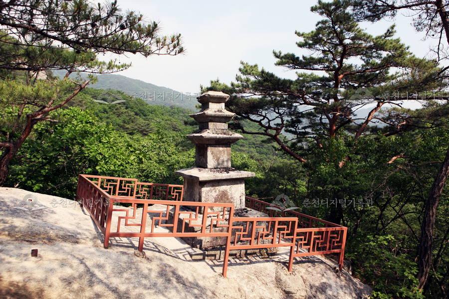 2010년대 청평사 삼층석탑 이미지