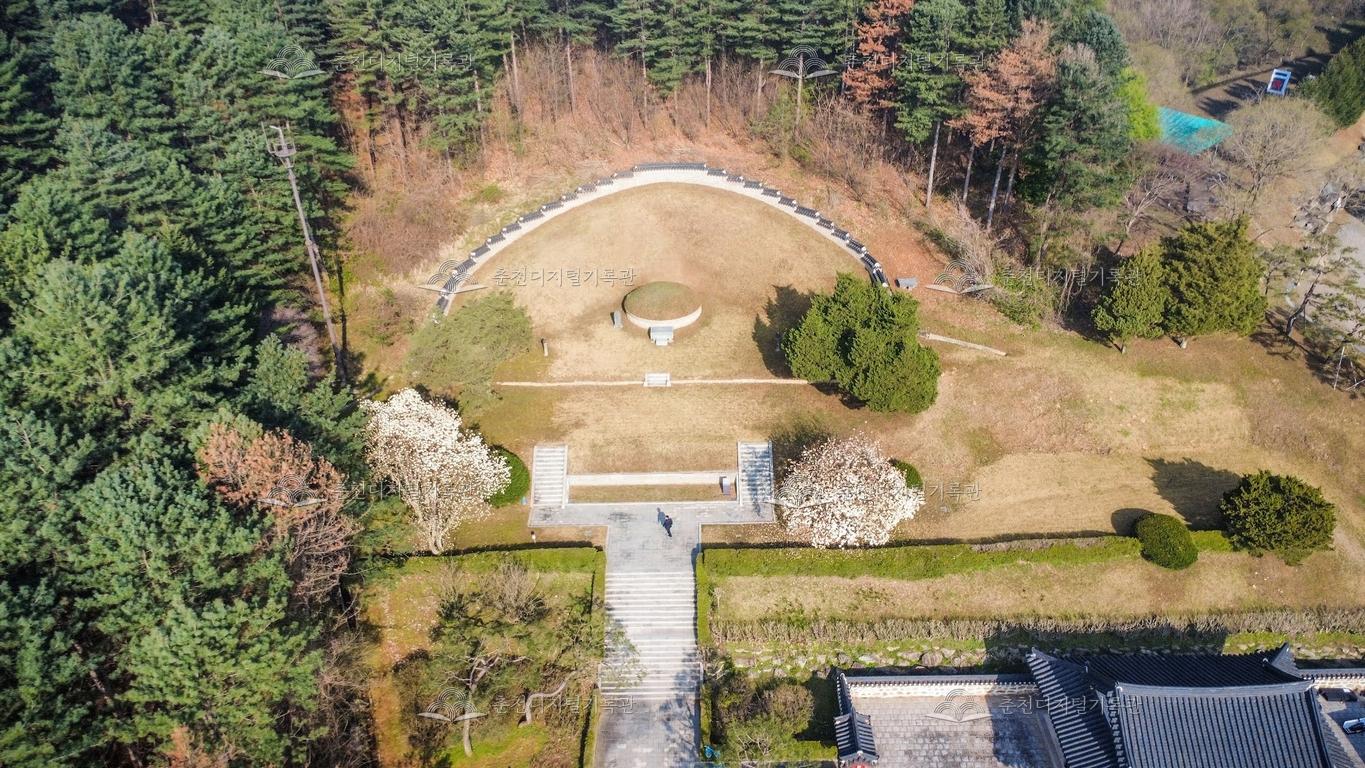 제42회 의암제 류인석 묘소 원경 이미지