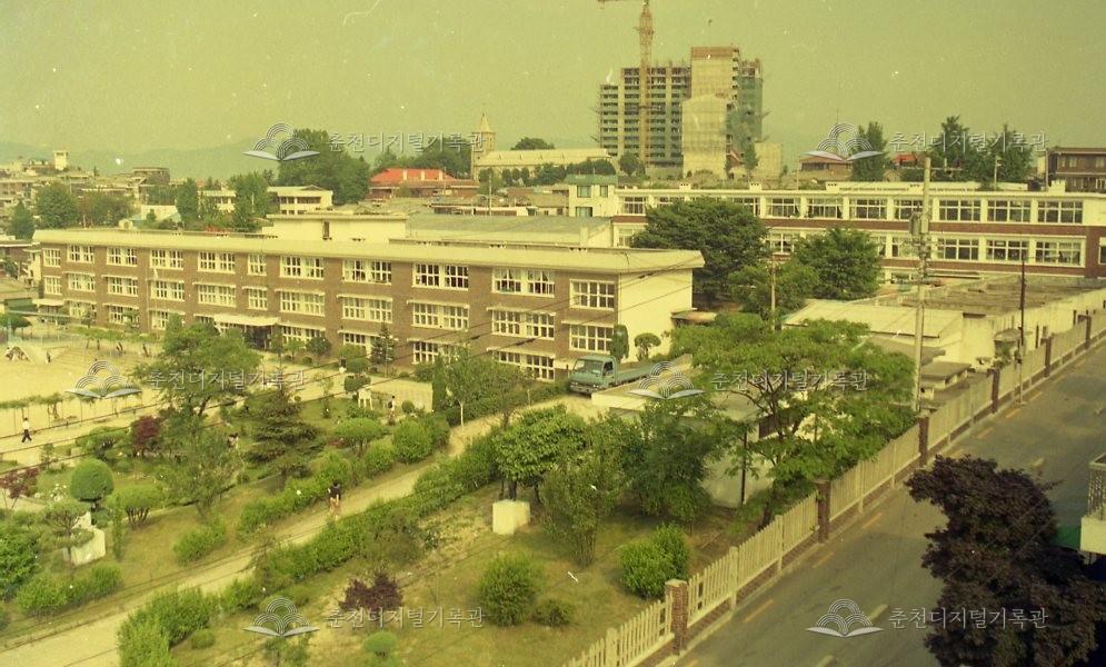 봉의초등학교 전경 이미지