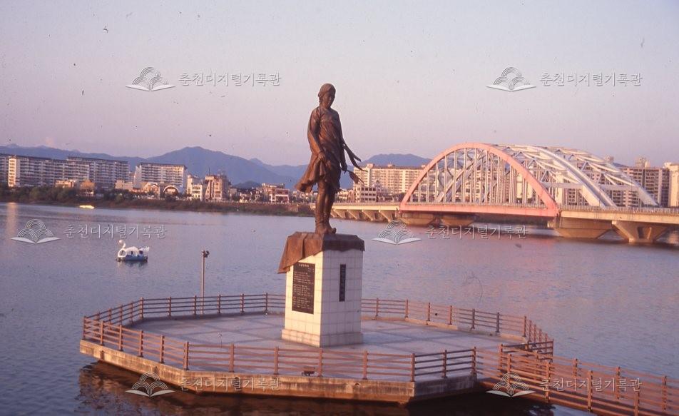 소양강처녀상 이미지