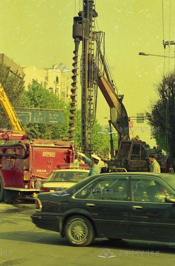 운교사거리 공사 현장 이미지