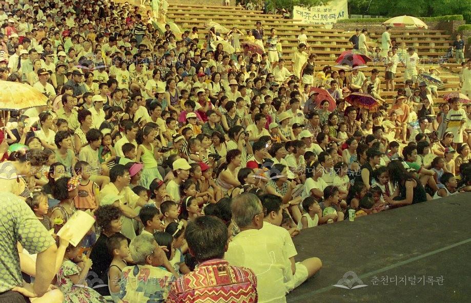 제8회 춘천인형극제 행사장 전경 이미지